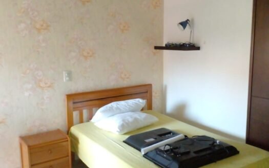 Se vende linda casa en Jardines del Campestre