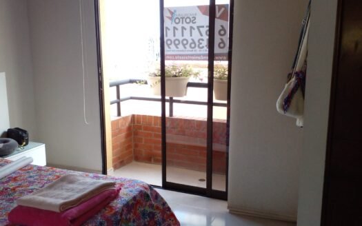 Se vende linda casa en Jardines del Campestre