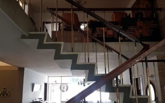 MARAVILLOSA CASA EN CABECERA